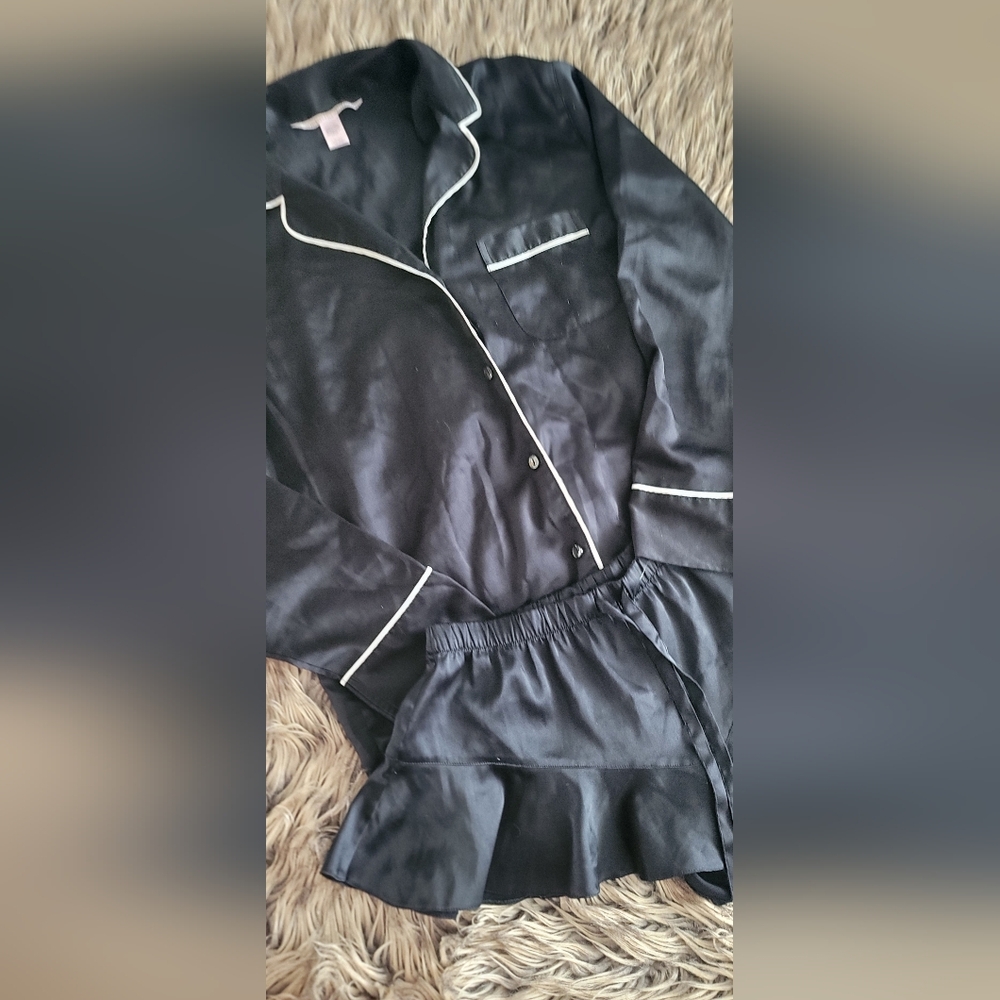 VICTORIA'S SECRET Black Satin Pajama Set with White Trim SMALL - Picture 4 of 4